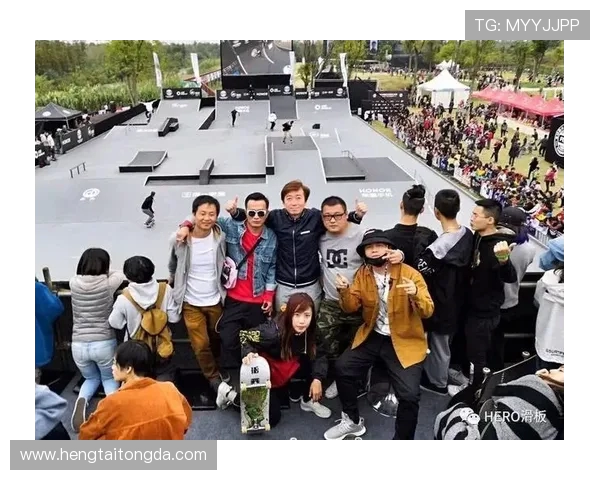 成都极限运动队防反策略分析与战术得失探讨