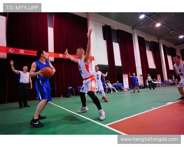 重庆篮球队灵活性排名第六引发关注展现球队实力与潜力