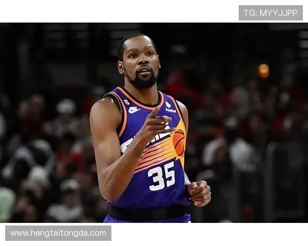 凯文杜兰特如何在NBA赛场上重塑自我与团队合作的传奇之路